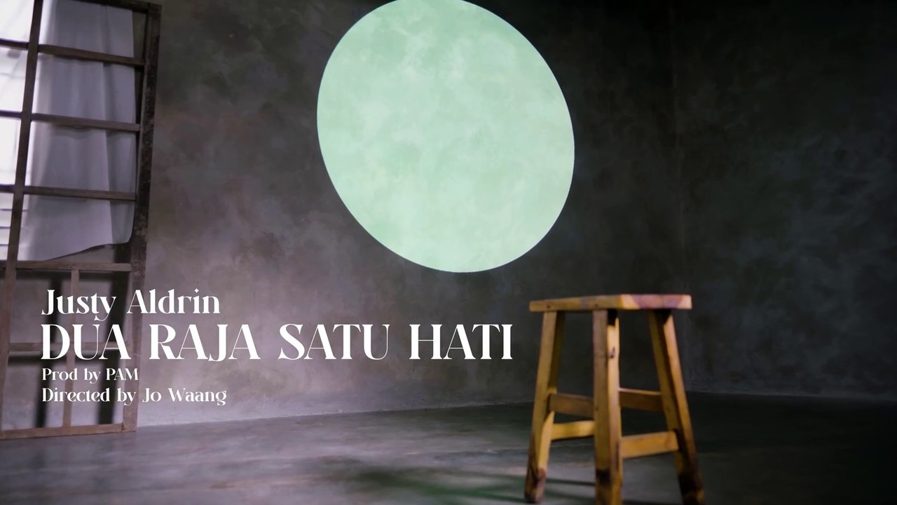 Dua Raja Satu Hati - Justy Aldrin & Rina Sainyakit (Official Music Video)