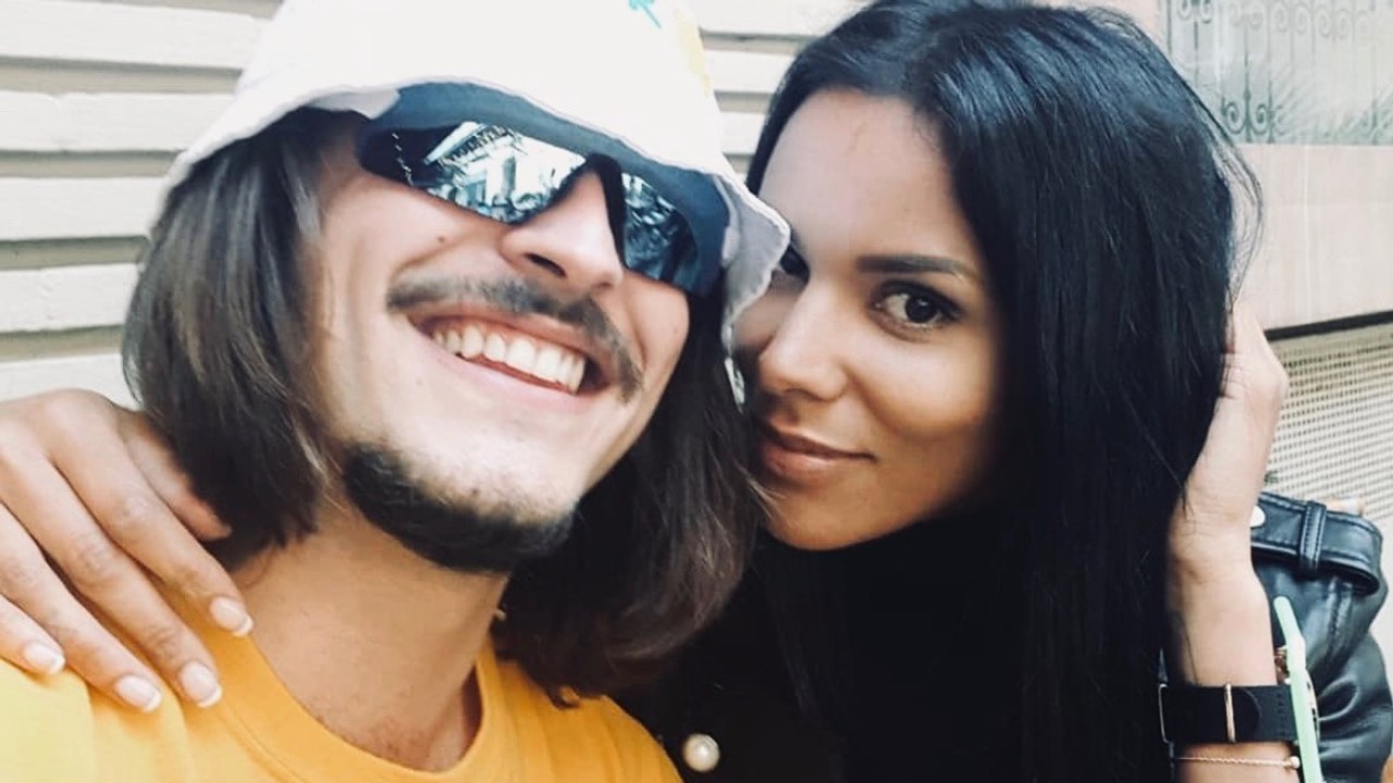 "Cette p*te de Shy'm" : Shy'm répond à la punchline de Lorenzo