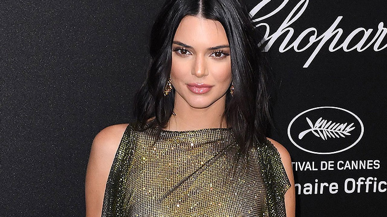 Kendall Jenner se moque de sa robe (beaucoup) trop transparente à Cannes sur Instagram
