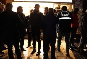 KAYSERİ'DE KUYUMCUYU BIÇAKLA YARALAYIP, BİLEZİK ÇALDI