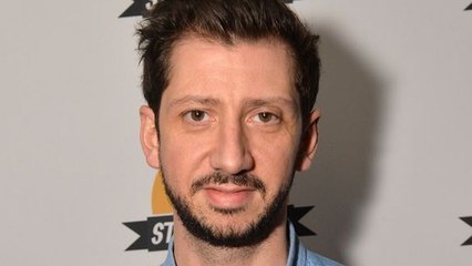 Monsieur Poulpe se fait insulter sur Twitter suite au flop de "Budapest"