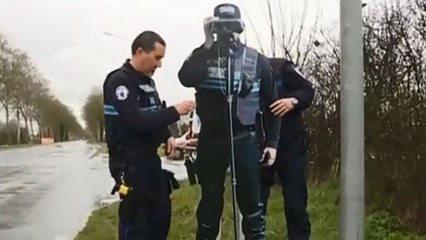 La nouvelle technique infaillible de la police pour vous faire ralentir