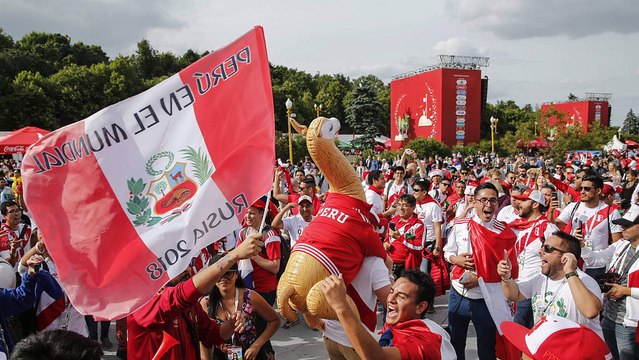 Mondial 2018 : prêt à tout, un Péruvien prend 25 kg pour assister à la Coupe du Monde