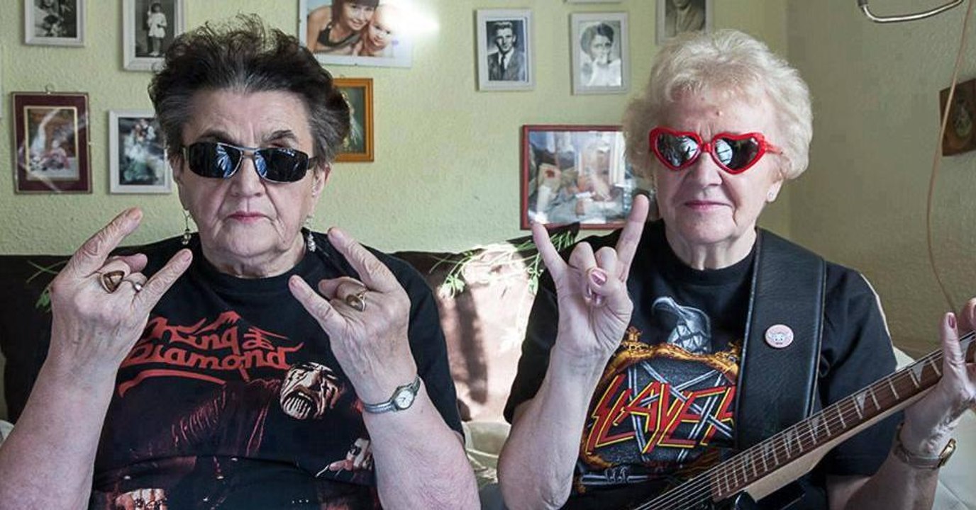 Vieillir avec ses amis, la nouvelle tendance qui est en train de ruiner les maisons de retraite traditionnelles