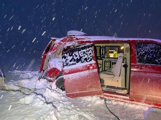 NEVŞEHİR'DE TIR'A ÇARPAN MİNİBÜSTEKİ 1 KİŞİ ÖLDÜ, 5 KİŞİ YARALANDI