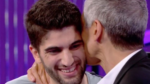 Vous êtes un grand Monsieur : l'émotion de Nagui après l'élimination de Kevin, le plus grand champion de N'oubliez pas les paroles