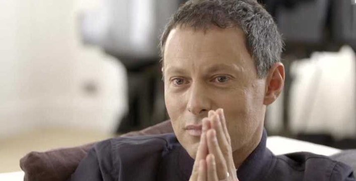 Marc-Olivier Fogiel : l'animateur se livre sans tabou à propos de la GPA et sur son expérience de père de famille