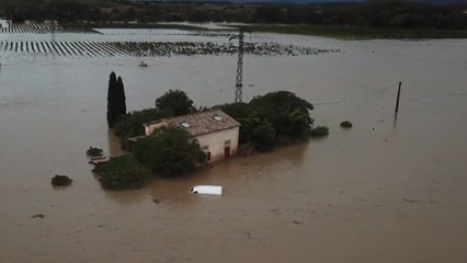 Inondations de l'Aude : les images terribles des dégâts filmées par un drone