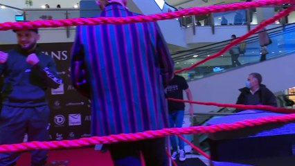 WAR OF TITANS II: El pesaje