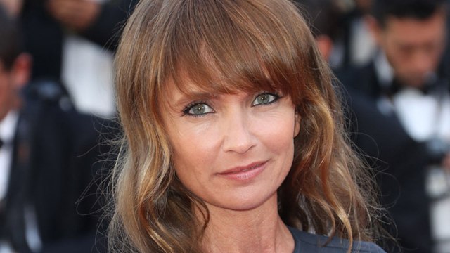 France-Croatie : l'actrice Axelle laffont en string pour soutenir les Bleus