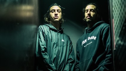 Lomepal a dévoilé sur Youtube le clip de 1000°C, son feat avec le belge, Romeo Elvis