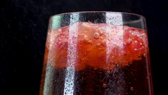 Réveillon du Nouvel An : la recette du cocktail Spiked