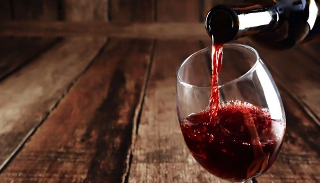 Pesticides, additifs... Que contient vraiment le vin ?