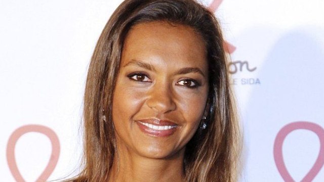 Karine Le Marchand infidèle ? Ses drôles de confidences dans C à vous