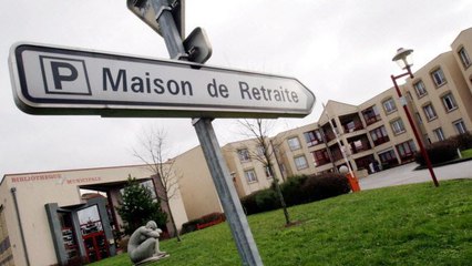 "Un animal, on en prend plus soin..." L'enquête choquante d'Envoyé Spécial sur les Ehpad