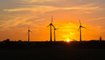 Electricité verte : EDF, Total et Engie jugés "vraiment mauvais" par Greenpeace