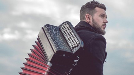 "J'ai failli me tuer" : Claudio Capéo raconte son burn-out