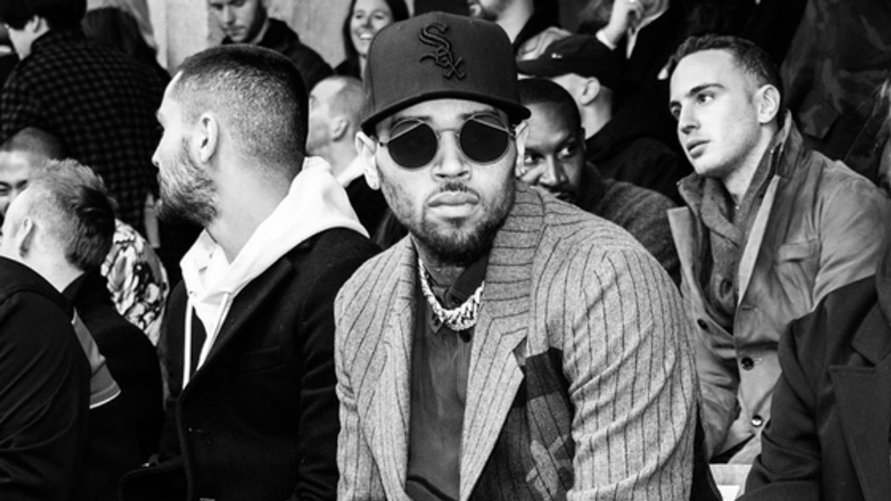 Accusé de viol, Chris Brown insulte sa victime présumée après sa garde à vue