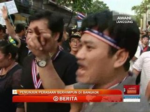 Penunjuk perasaan berhimpun di Bangkok