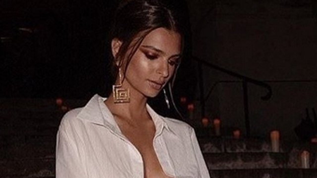 Emily Ratajkowski laisse entrevoir sa poitrine
