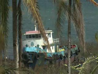 Adrift sailors survive monster Philippine typhoon