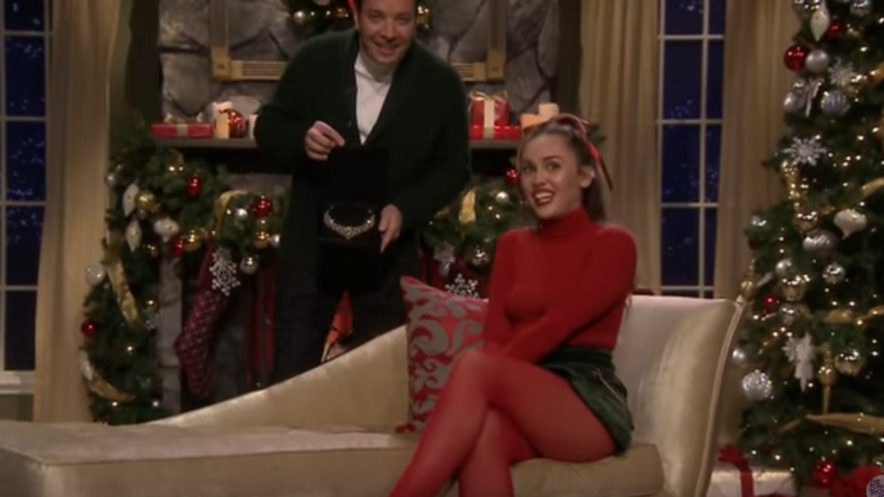 Miley Cyrus : sa chanson féministe et engagée de Noël
