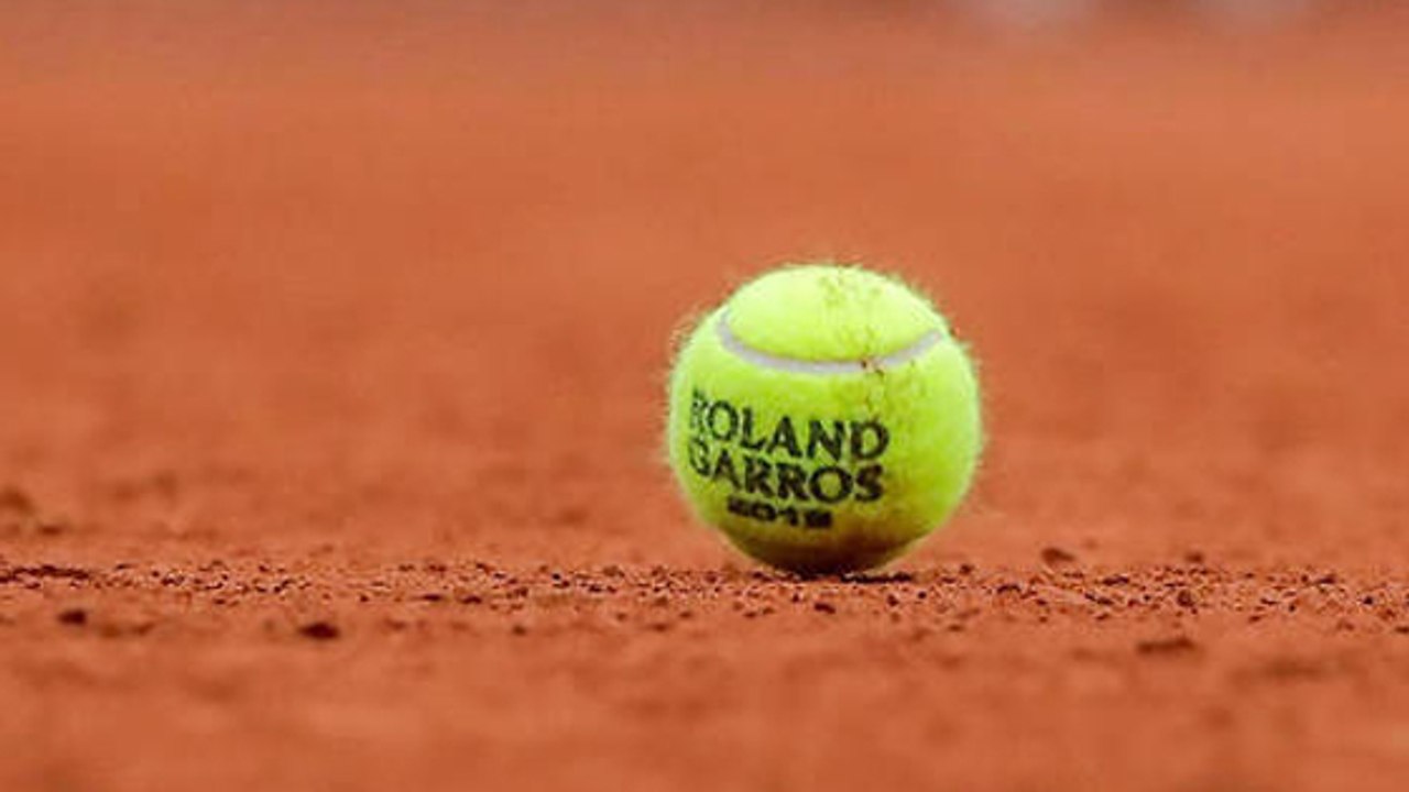 Comment bien mater Roland Garros au bureau, sans se faire engueuler par son Boss