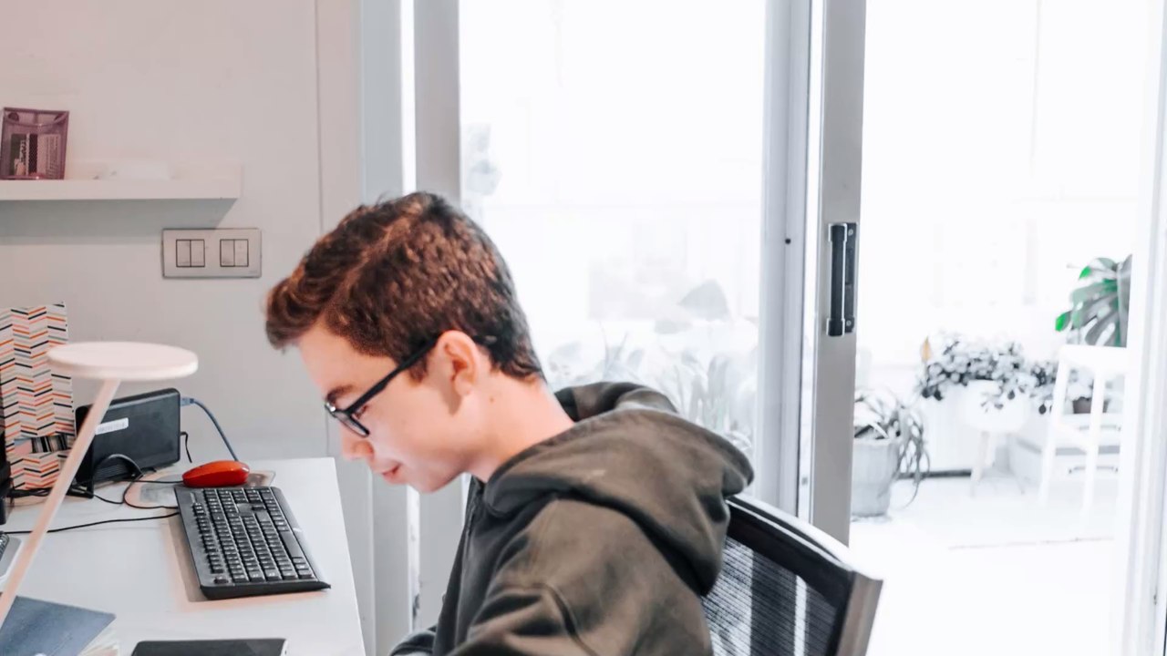 France : Un élève ramène un obus de mortier en cours d'histoire, le collège est évacué