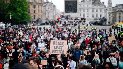 Des manifestants fondent une "zone autonome" à Seattle, Trump dénonce un "terrorisme intérieur"