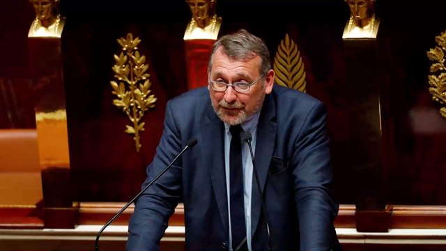 Théorie des chemtrails : les propos complotistes gênants de Joël Giraud, nouveau secrétaire d'État à la Ruralité