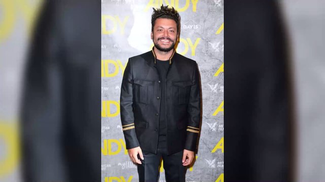 Métamorphose de Kev Adams, qui s'est rasé la tête