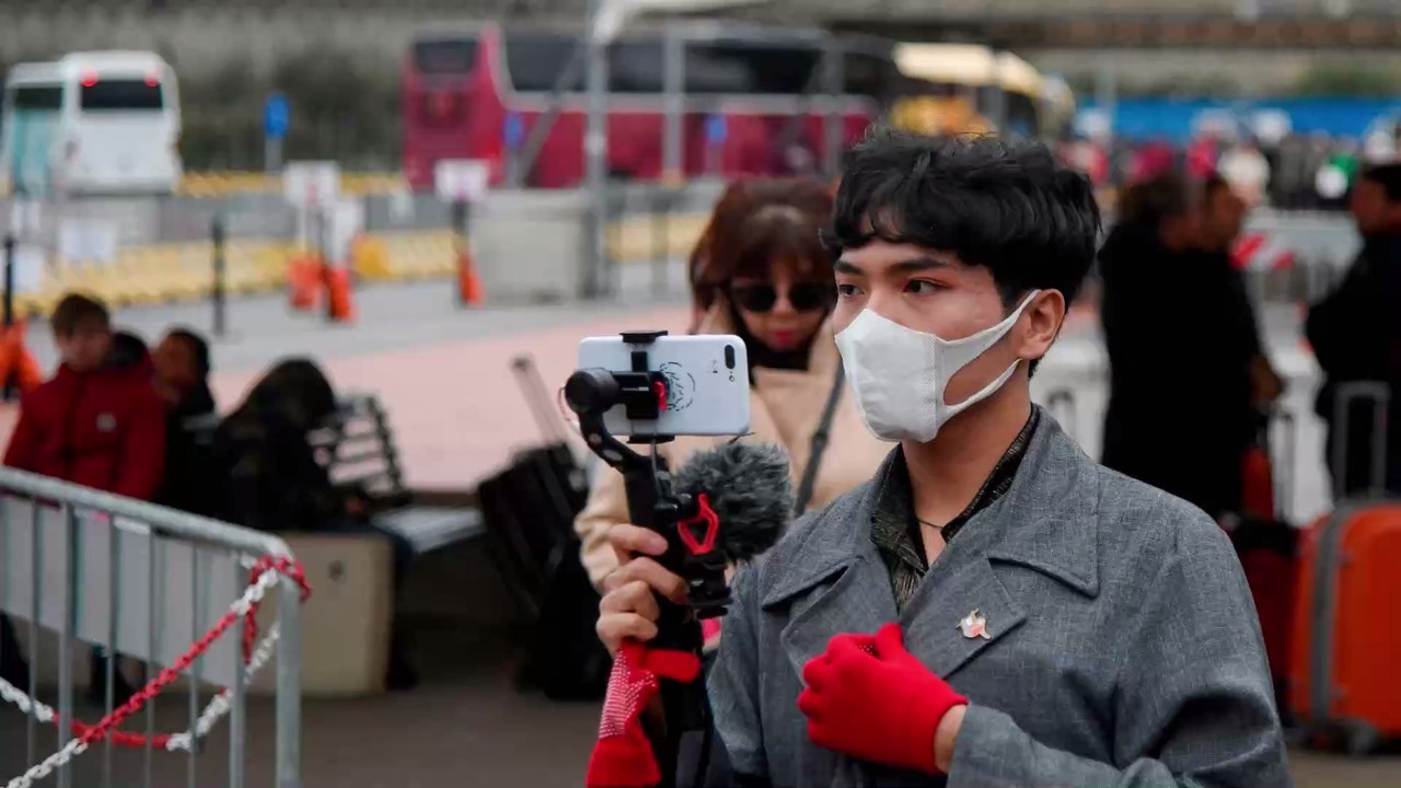 Comment nettoyer efficacement son smartphone pour le protéger du coronavirus ?