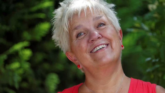 Dans Quotidien , les propos de Mimie Mathy sur le viol, Adèle Haenel et Roman Polanski choquent terriblement les téléspectateurs