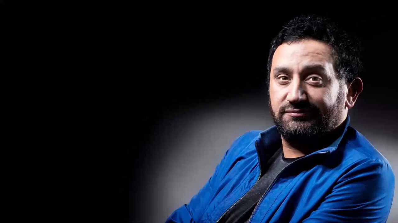 Balance ton post : Cyril Hanouna vire un invité du plateau après une "quenelle" (Vidéo)