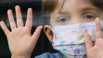 "Le confinement pourrait être prolongé" selon un membre du conseil scientifique d'Emmanuel Macron