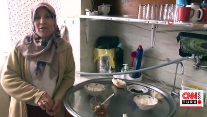 Önce kahvaltı yaptı sonra televizyonu çaldı