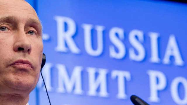 Vladimir Poutine : le président russe atteint de la maladie de Parkinson ?