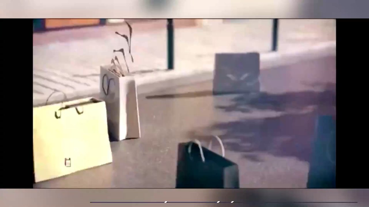 France : Roselyne Bachelot critiquée pour sa participation aux "Reines du Shopping"