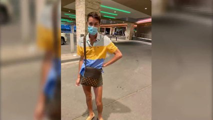 États-Unis : un homme est interdit d'entrer dans un casino à cause de son sac à main