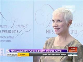 Terima anugerah 'Music Industry Trusted Award'
