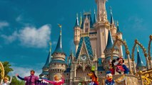 Disney World : le staff juge “inappropriées” les tenues de deux jeunes femmes et les force à se changer