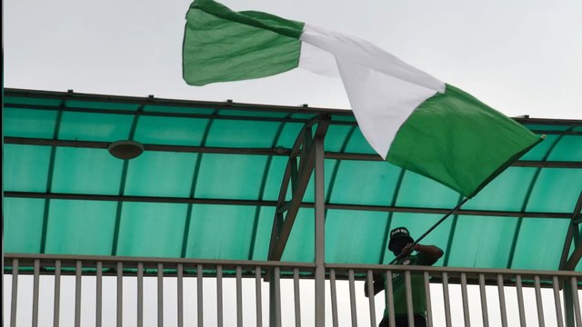 Nigeria : un homme se vend lui-même aux enchères et finit arrêté par la police