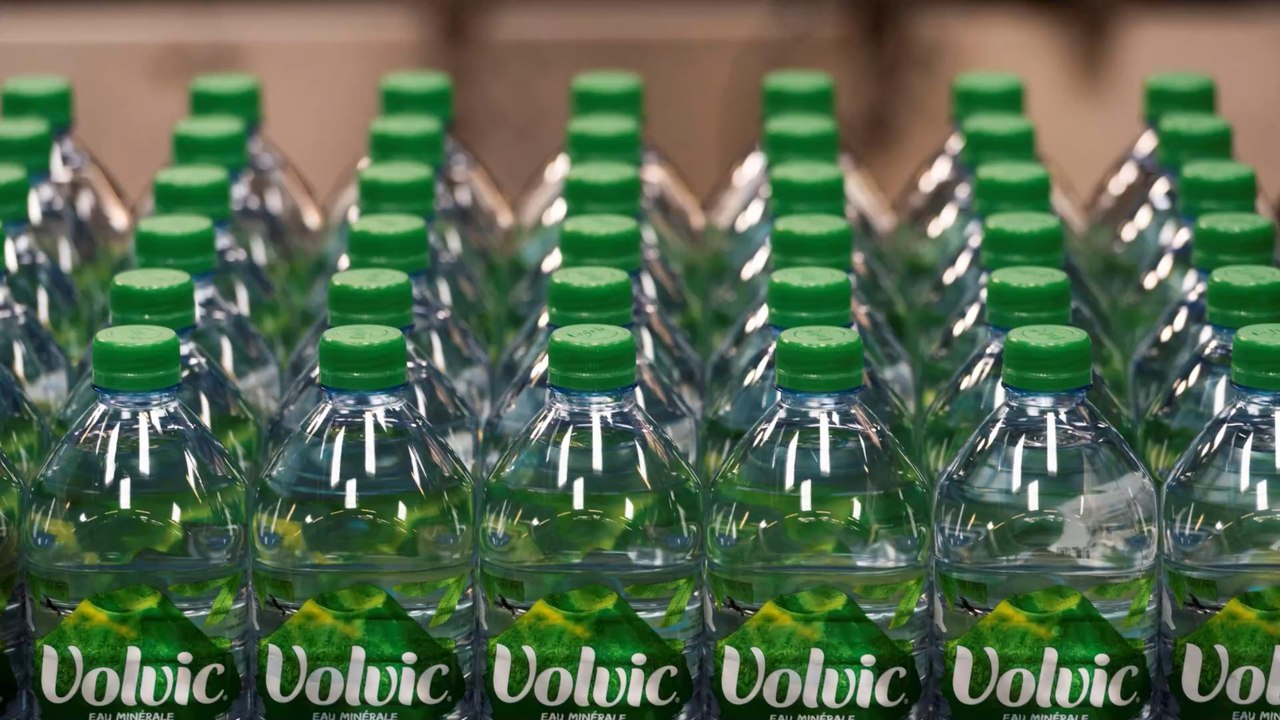 Rappel produit : Volvic rappelle des bouteilles d'eau au goût de vinaigre