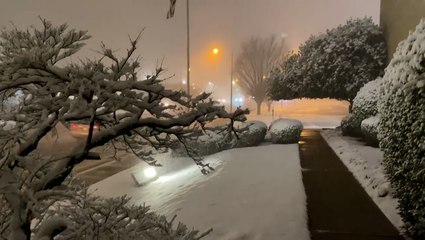 Springtime snow falls throughout the Southeast as storm starts intensifying