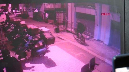 ABD'Lİ GEZGİNİN DÜNYAYI DOLAŞTIĞI BİSİKLETİ ANTALYA'DA ÇALINDI --