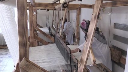 Tarihi "Adana bezi" kadınların elinde tekstil ürününe dönüşüyor