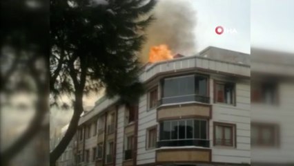 Küçükçekmece'de korkutan yangın