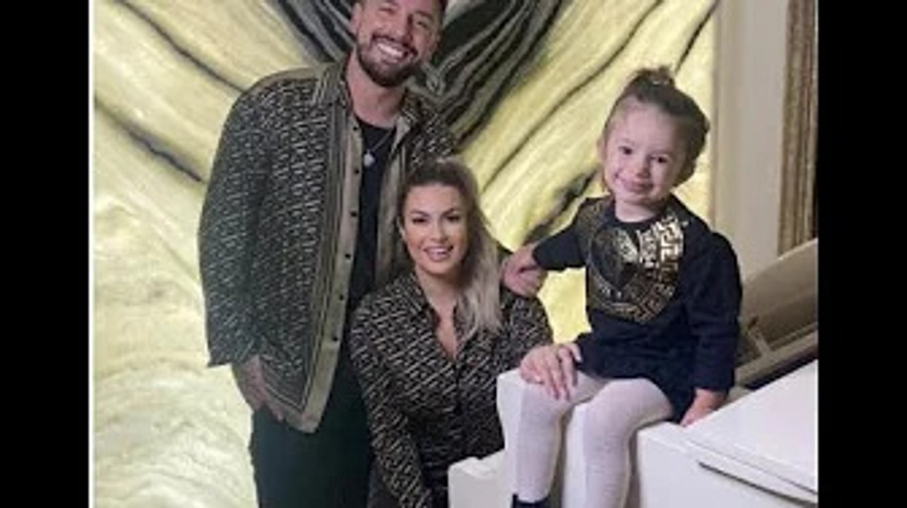 Carla Moreau et Kevin Guedj parents  une série mexic@ine à l'origine du prénom de leur fille Ruby !