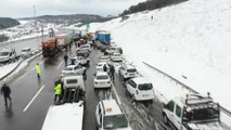 Son dakika: (DRONE) Kuzey Marmara Otoyolu'nda zincirleme trafik kazası