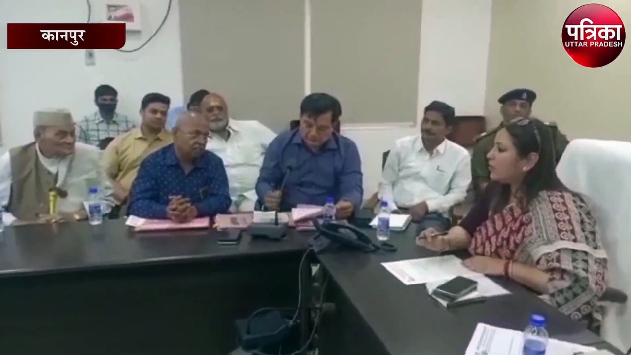 गंगा दशहरा को लेकर डीएम ने की महत्वपूर्ण बैठक, बोलीं...